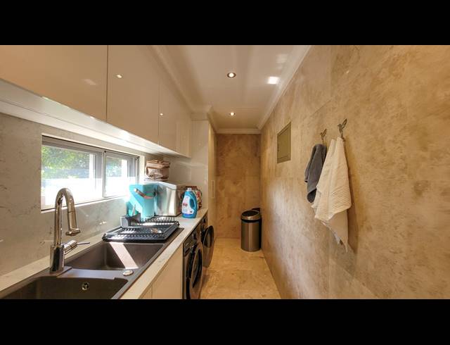 3 BEDROOM TOWNHOUSE FOR SALE IN ZIMBALI ESTATE
